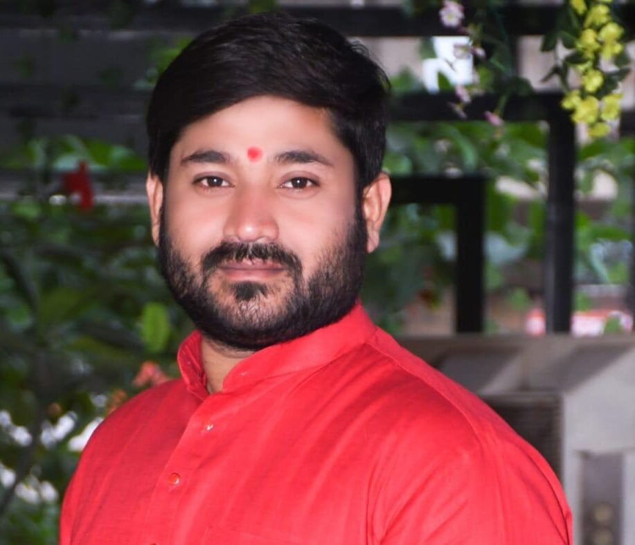 Bilaspur News: Happy birthday to youth leader Sunny Kesari, people are giving blessings